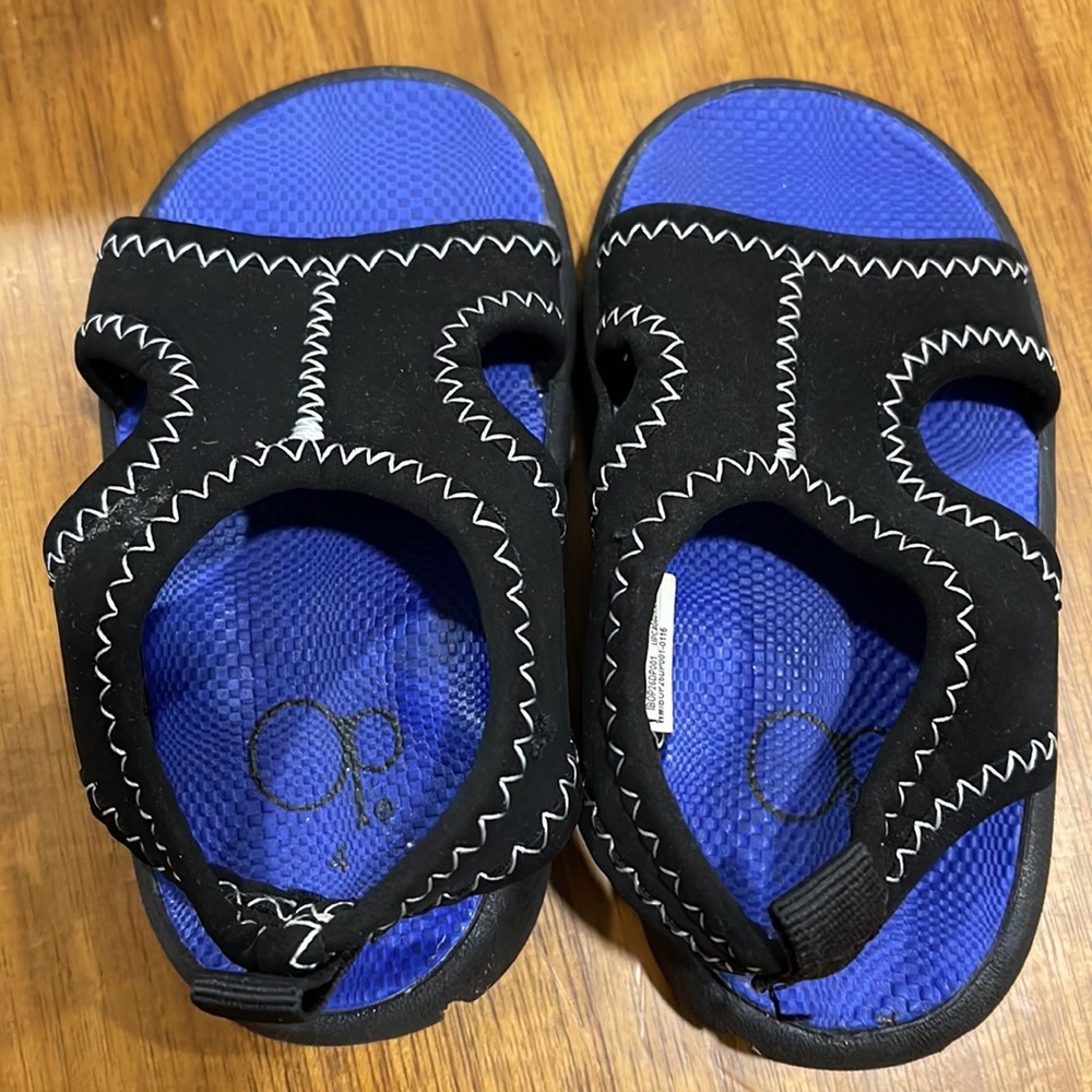 OP Sandals - Picture 2 of 4